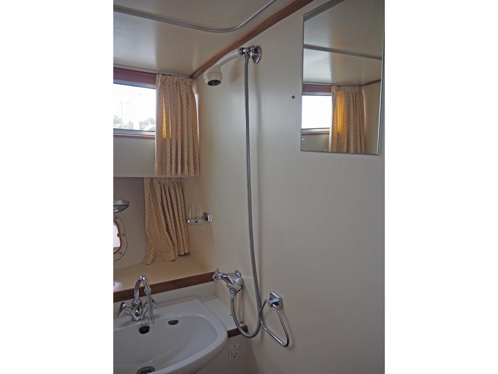 Vorschiff, Innenausstattung